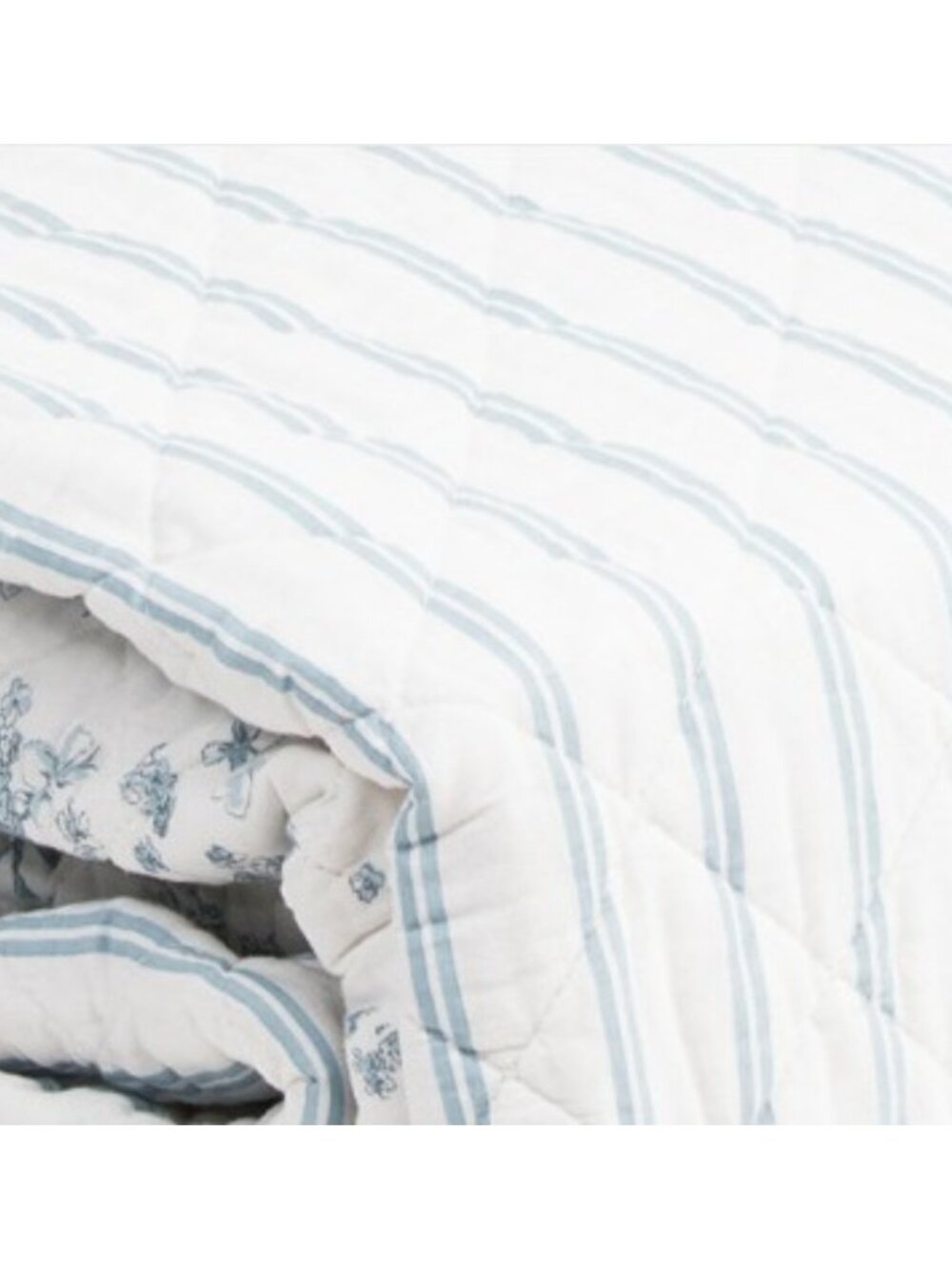 LILLIAN AUGUST HOME Toile Cotton Percale Quilt Set - Picture 6 of 6